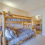 Central Townhome Less Than 1 Mi To The Village At Mammoth!